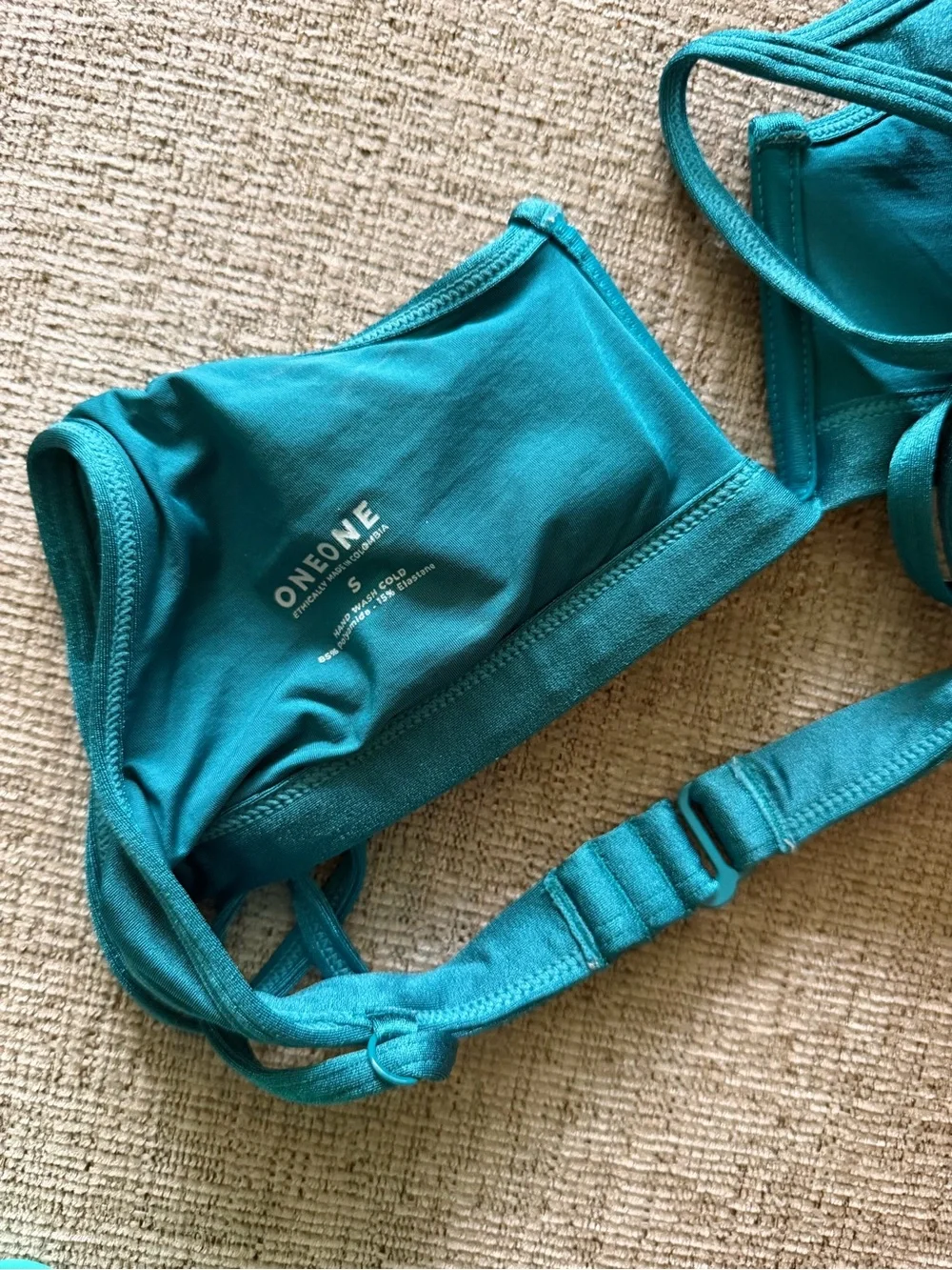 ONEONE Jenna Emerald‎ Shimmery V-wire Bikini Top Small